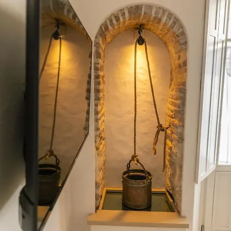 Casa Acua Alta Aljaranda | De Diseno, Casco Hist.